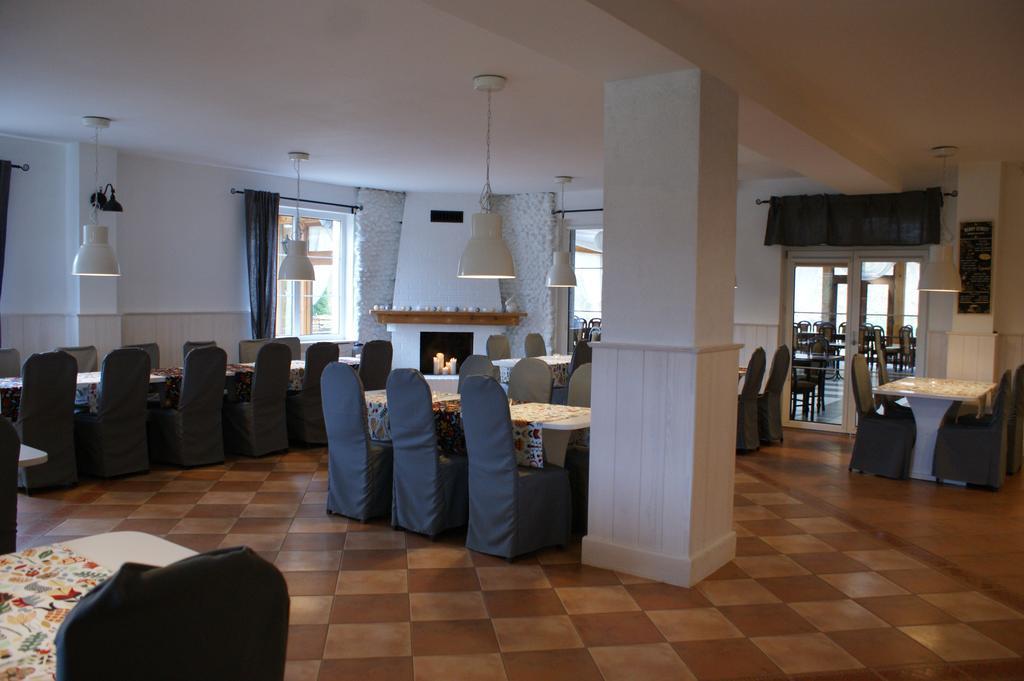 Zajazd Pod Skarpa Mysłakowice Extérieur photo